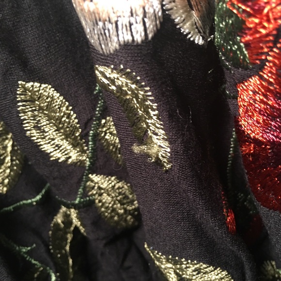 ANTHROPOLOGIE Embroidered Floral Top - Picture 7 of 8